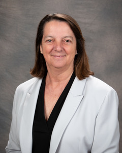Julie Schoenung