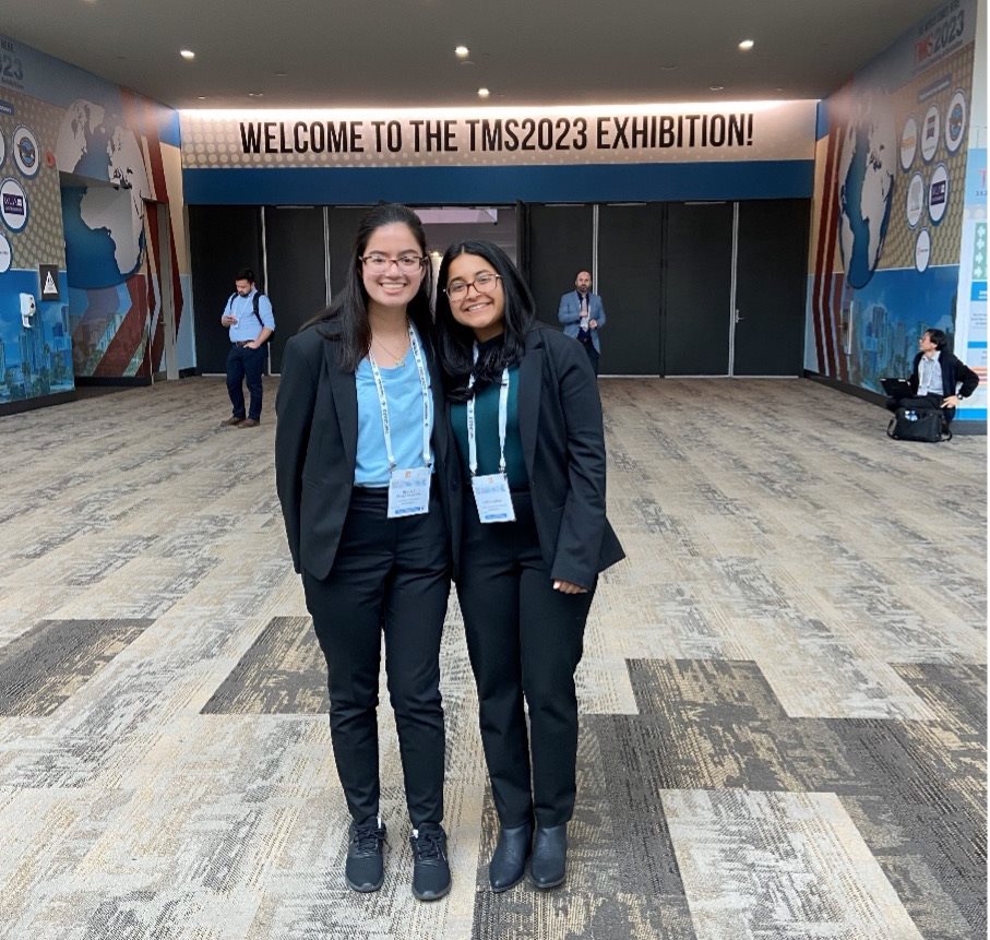 Freshmen Regina Raemsch, left,&amp;nbsp;and Krisha Sampat are all smiles at TMS' annual Meeting and Exhibition in San Diego, Calif. earlier in March.